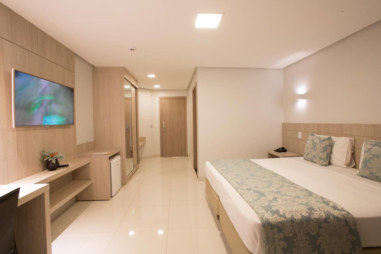 Solaris Hotel *